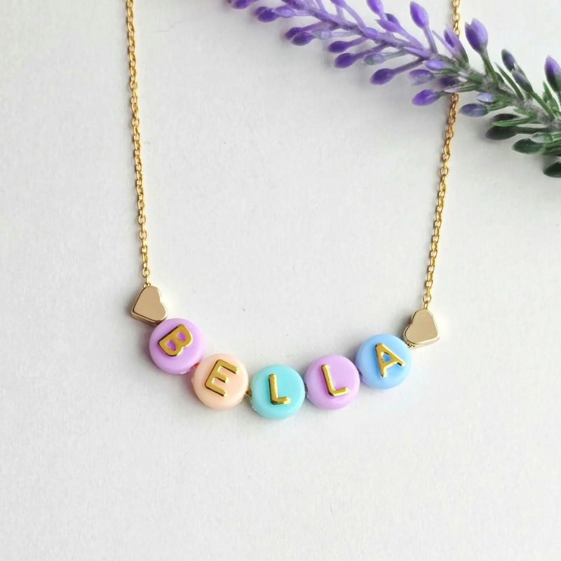 Women Fashion Names - Kız Çocukları İçin Kişiselleştirilmiş İsim Kolyesi,